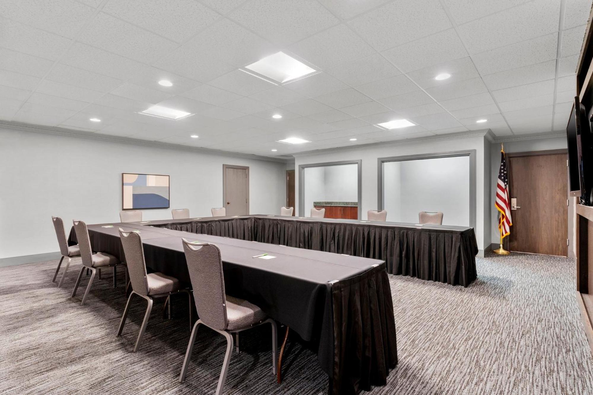 Holiday Inn Dubuque/Galena By Ihg Dış mekan fotoğraf