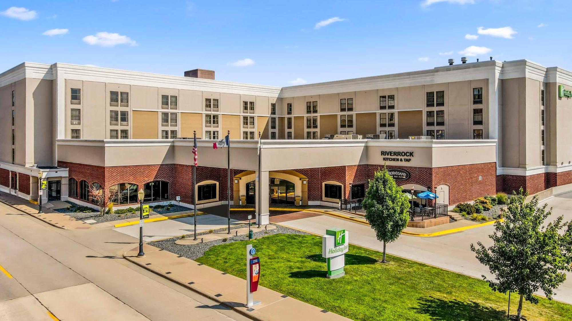 Holiday Inn Dubuque/Galena By Ihg Dış mekan fotoğraf