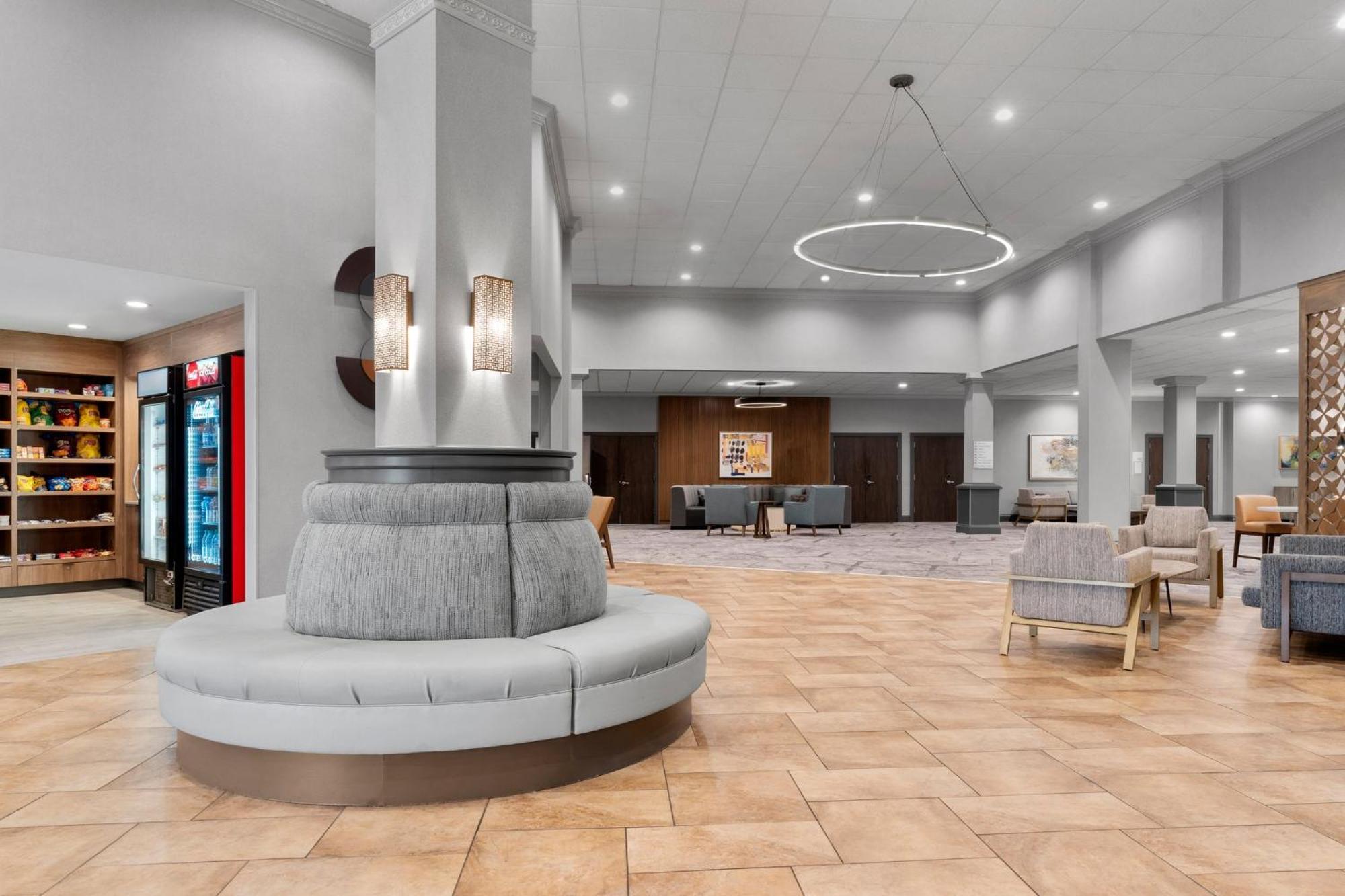 Holiday Inn Dubuque/Galena By Ihg Dış mekan fotoğraf