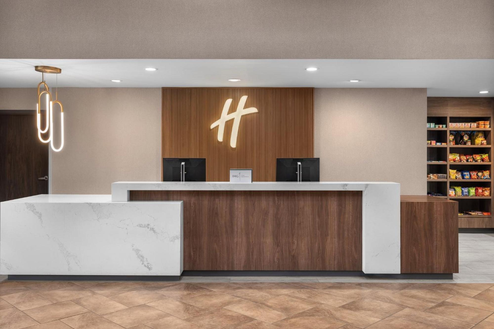 Holiday Inn Dubuque/Galena By Ihg Dış mekan fotoğraf